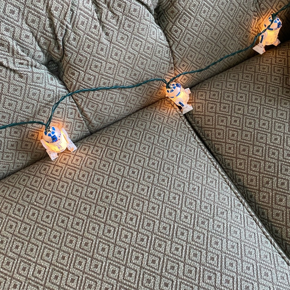 R2-D2 String lights - Picture 6 of 9